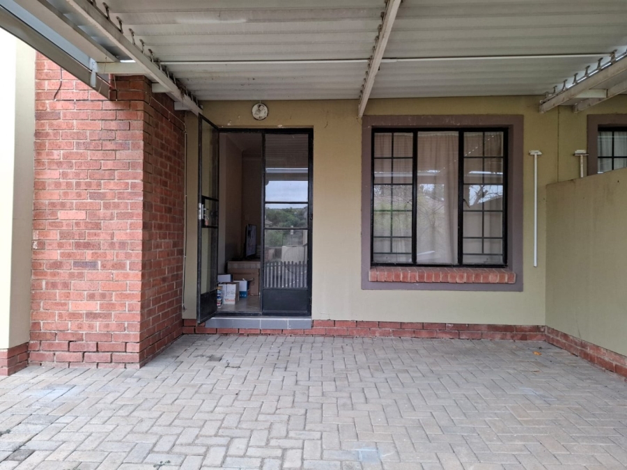 2 Bedroom Property for Sale in Hillside Free State